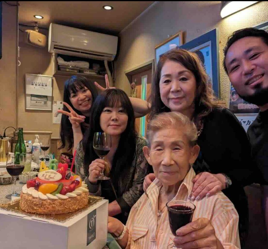スナックバッカス 店内写真